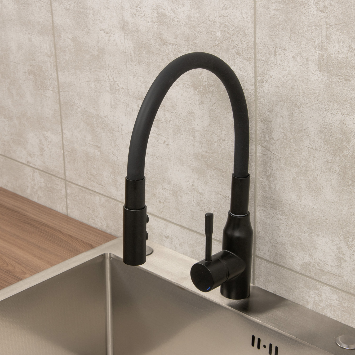 Смеситель для кухни Milardo Meal черный матовый, гибкий излив + душевая насадка M01BL2FM05 *1/10