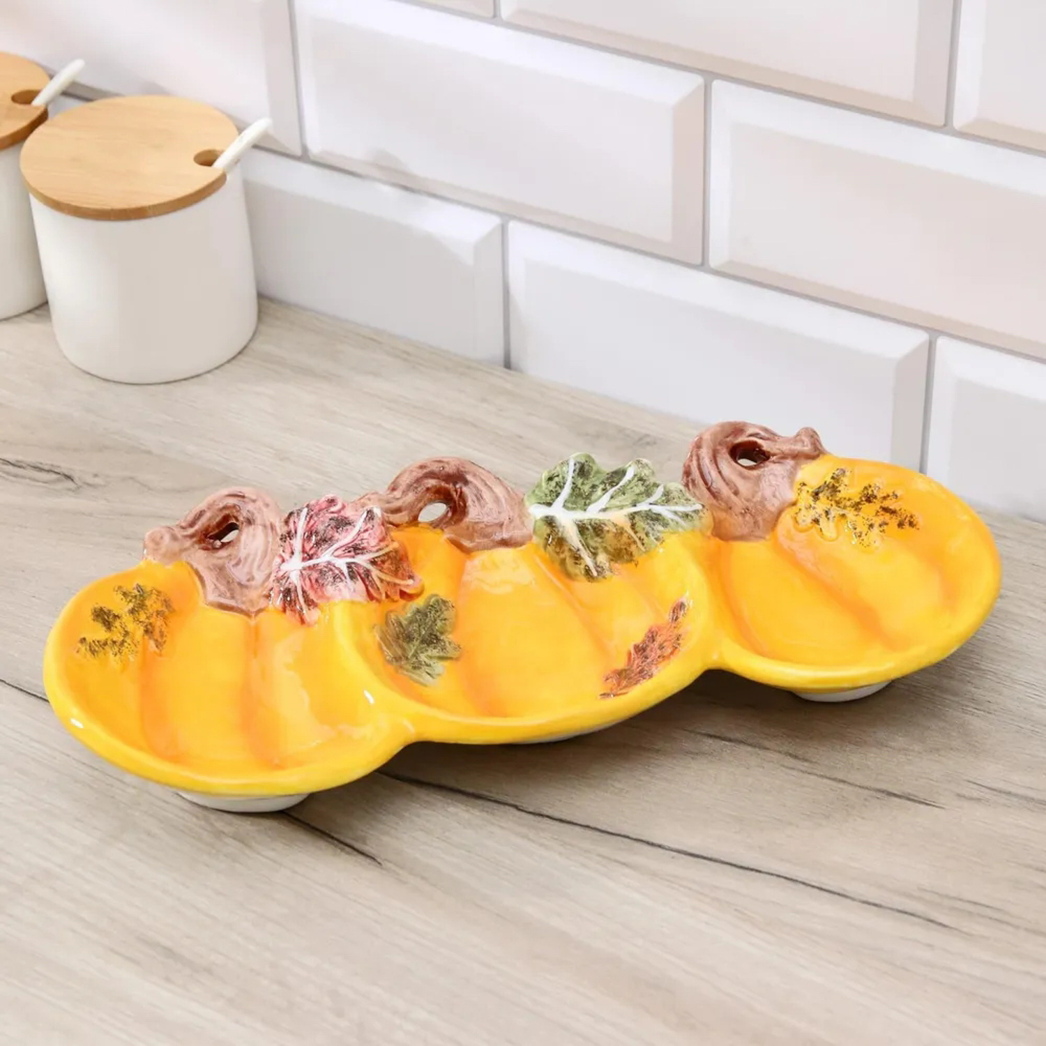 Менажница 3 секции "Тыковки" 31,5х14х4 см 5362004 Менажница 3 секции "Тыковки" 31,5х14х4 см 5362004