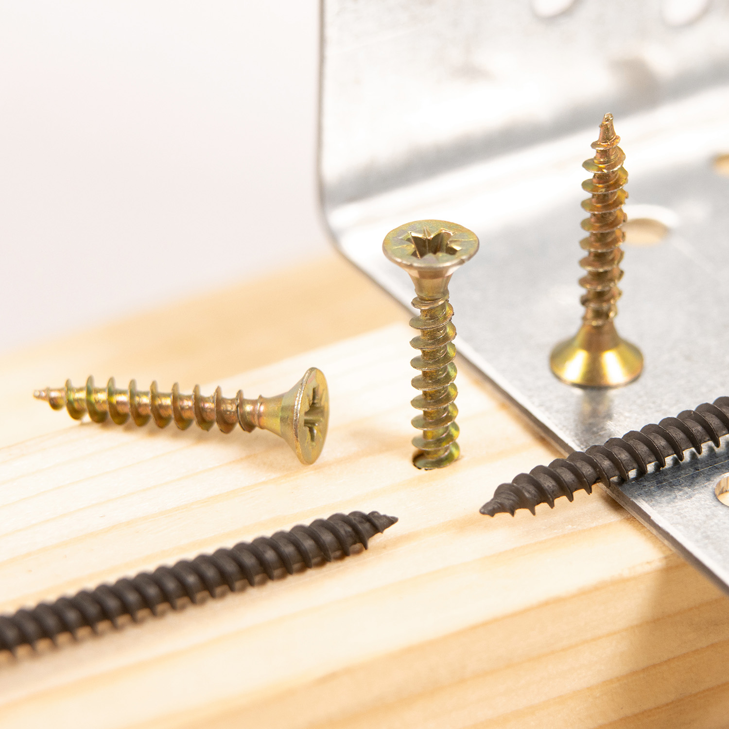 Шурупы жёлтые BROZEX пакет 4,5*25 (20шт) *10/100