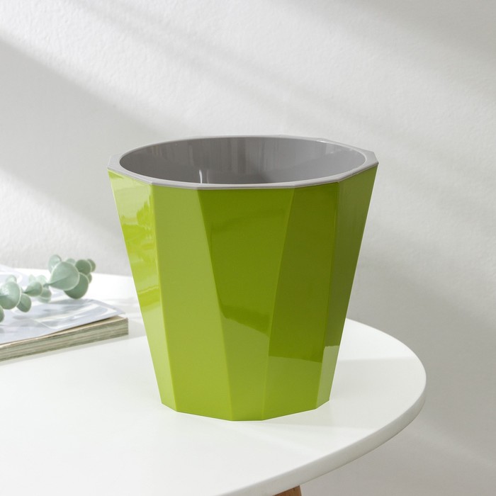 Кашпо пластм. "Палермо" 3,6л d верха 202мм h193мм со вставкой Оливковое С317ОЛВ ("Мартика") *1/16 Кашпо пластм. "Палермо" 3,6л d верха 202мм h193мм со вставкой Оливковое С317ОЛВ ("Мартика") *1/16