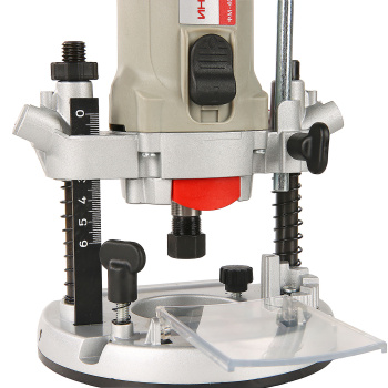 Фрезер ФМ-40/1000Э ИНТЕРСКОЛ (1000Вт,9000-26000об/мин,фрез.40мм) *1/2