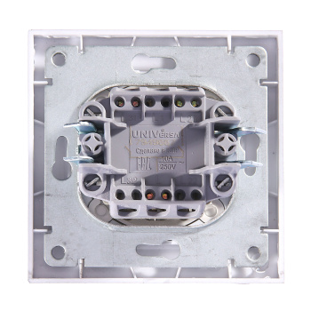 Выключатель Бриллиант СП 2кл. серебро с подстветкой 10А IP20 UNIVersal 7949667