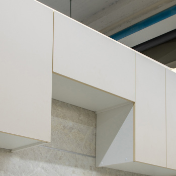 Шкаф навесной 600х338х290 мм BROZEX-WOOD Стиль, для вытяжки, с дверцей, белый / светло-бежевый