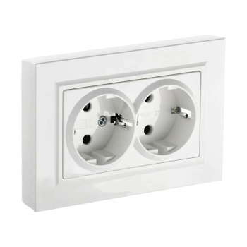 Розетка "BRITE" 2-мест. белая с заземлением 16А IEK BR-R21-16-K01-F  *10/100