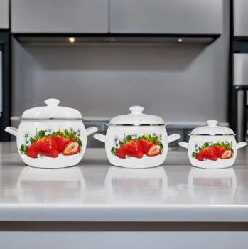 яяяНабор кастрюль эмалированных: 2,0л+3,5л+5,0л рис."Сочная клубника" С-207АП2/4 "Лысьвен ЭМАЛИ" *1