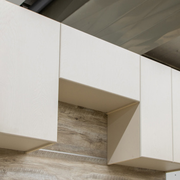 Шкаф навесной 600х338х290 мм BROZEX-WOOD Эрика, для вытяжки, с дверцей, светло-бежевый / ясень капучино софт